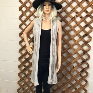 Cabi tan long sleeveless sweater